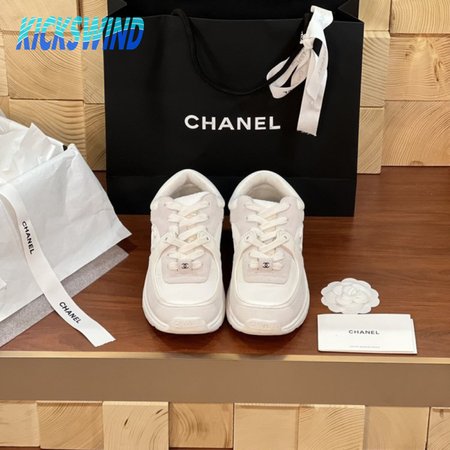 Women Chanel Trainers