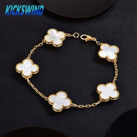 Women Van Cleef & Arpels Vintage Alhambra Bracelet