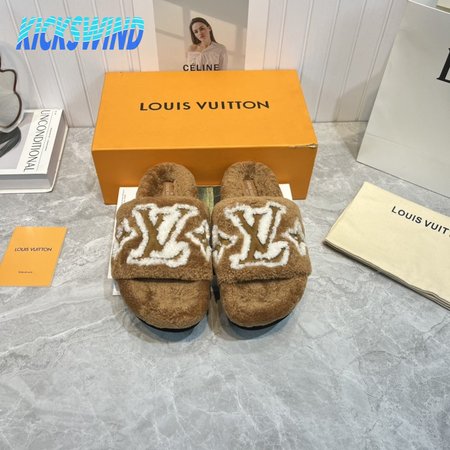 Furry Slippers Sandals