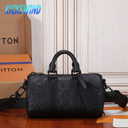 Keepall Bandouliere 25 Monogram Embossed Black