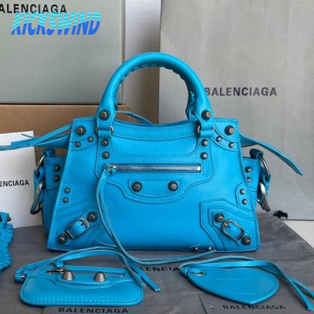 Balenciaga Neo Cagole Handbag