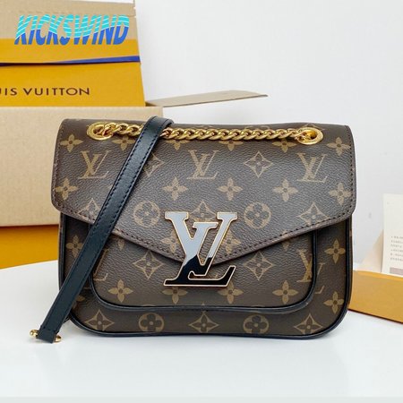 Passy Monogram M45592