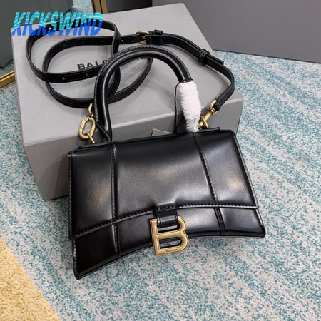 Balenciaga Hourglass 5935461