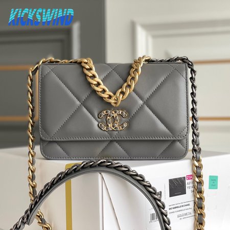 Chanel 19 Bag woc 0957