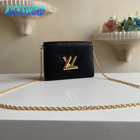 Twist Chain Wallet Epi Grained Leather Black