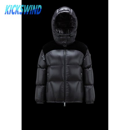 Moncler Meandre Short Down Jacket Black White