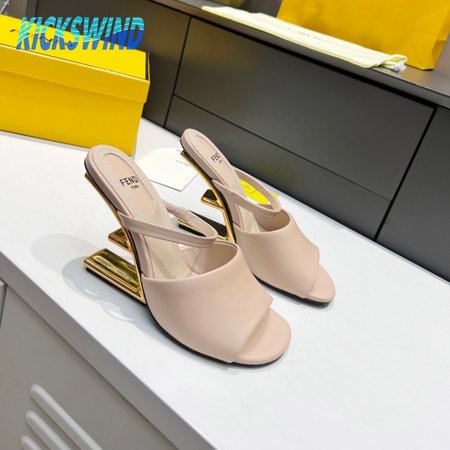 Fendi First Pink Leather High-Heeled Sandals Pink 35-39